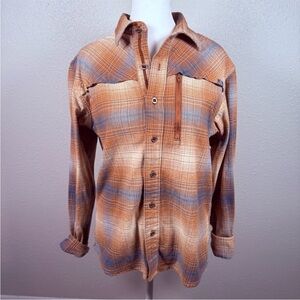 Men's Casual Plaid Shirt in Brown and Blue
